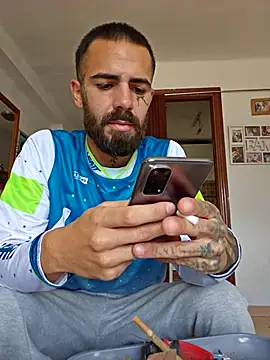 Snapshot of charlye_inkkkk chatting on 11.05.25 charlye inkkkk online show from 11.05.25