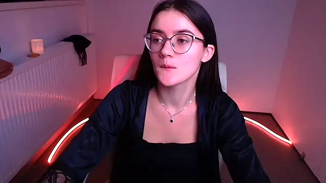 Josephine jo online show from 12.12.24