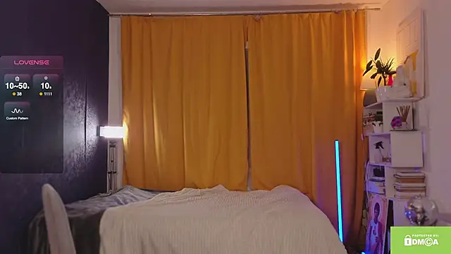 Snapshot of ginavontease chatting on 09.21.25 ginavontease online show from 09.21.25