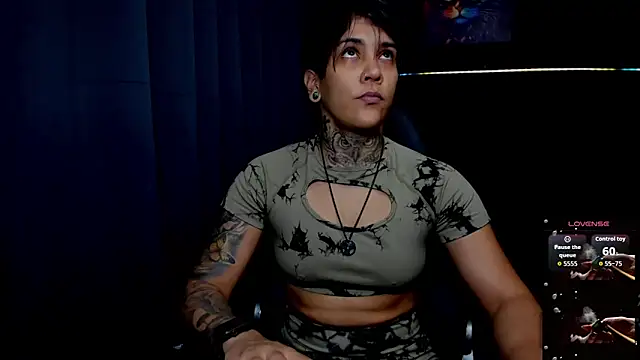 ZhoeStrong online show from 11.16.25