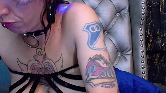 Snapshot of LusstCruella chatting on 04.29.26 LusstCruella online show from 04.29.26