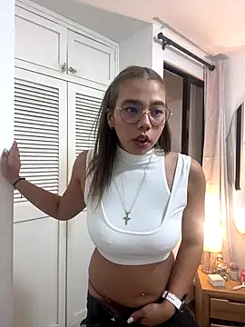 Snapshot of Martina_Miiller chatting on 10.01.25 Martina Miiller online show from 10.01.25