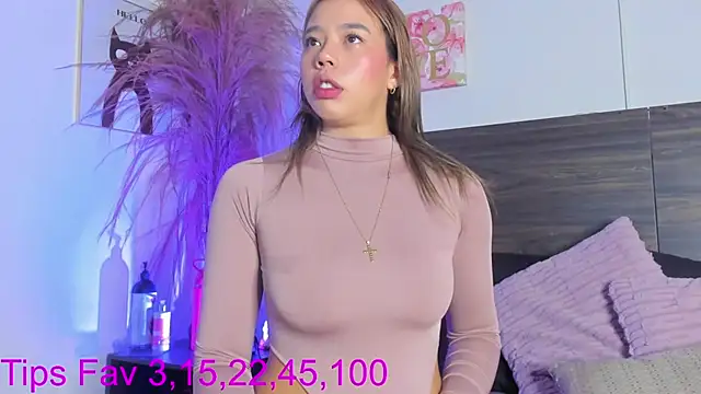 Snapshot of Martina_Miiller chatting on 11.07.25 Martina Miiller online show from 11.07.25