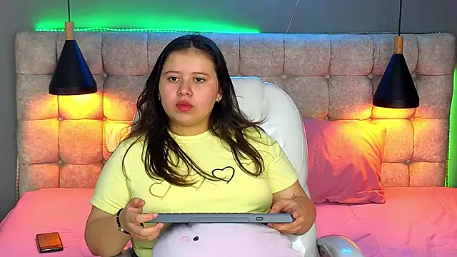 Laia and Aloby online show from 01.10.25