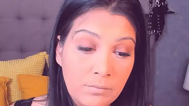 AmyCubes online show from 04.14.26