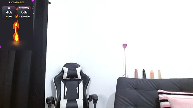 Snapshot of Kiara-Rider chatting on 03.15.25 Kiara-Rider online show from 03.15.25