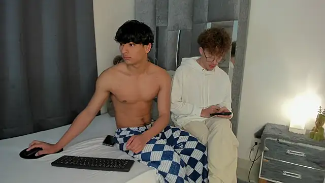 All3ssandr0 online show from 11.14.25