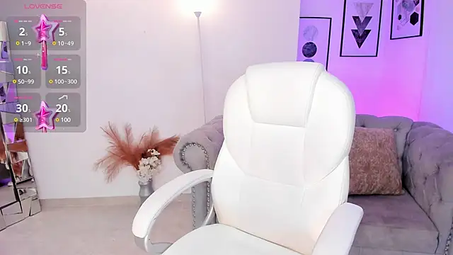 Snapshot of kendaall_jenner_ chatting on 12.10.24 kendaall jenner online show from 12.10.24