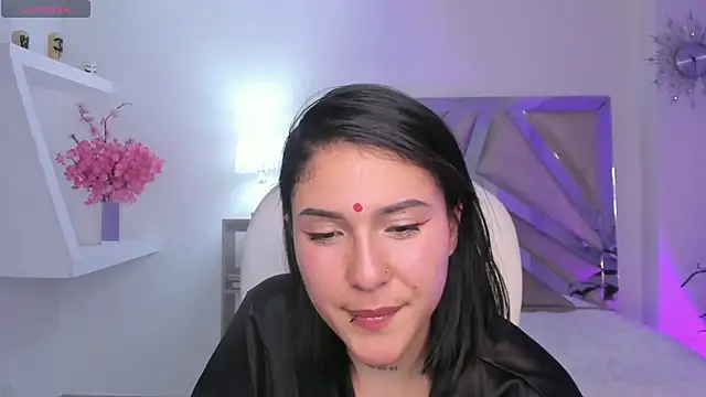 Snapshot of kendaall_jenner_ chatting on 01.18.25 kendaall jenner online show from 01.18.25