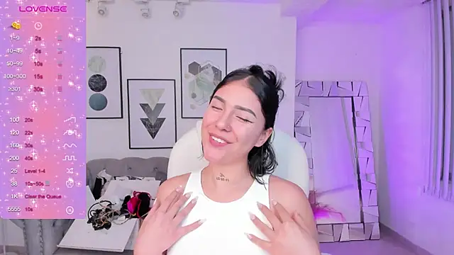 Snapshot of kendaall_jenner_ chatting on 01.20.25 kendaall jenner online show from 01.20.25