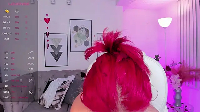 Snapshot of kendaall_jenner_ chatting on 02.15.25 kendaall jenner online show from 02.15.25