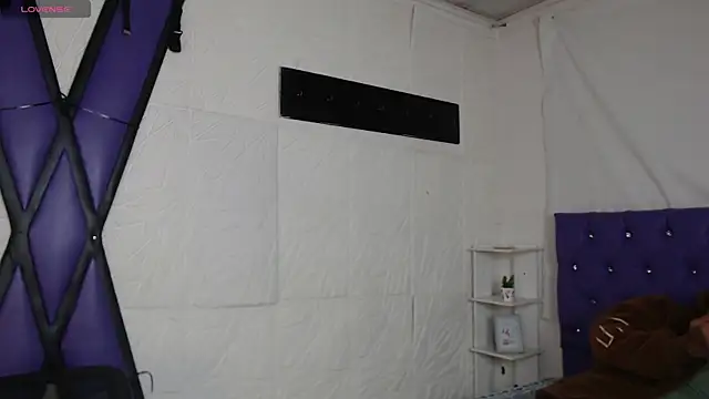 Nikol Rang   online show from 01.10.25