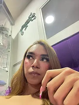 Nikol Rang   online show from 01.14.25