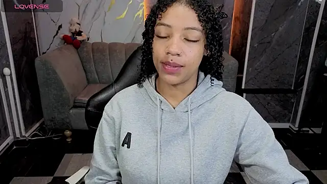 Violeth b online show from 04.15.26