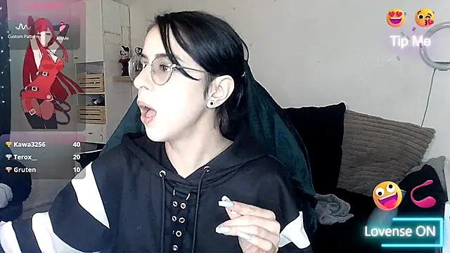 LisandreLaVenale online show from 01.06.25