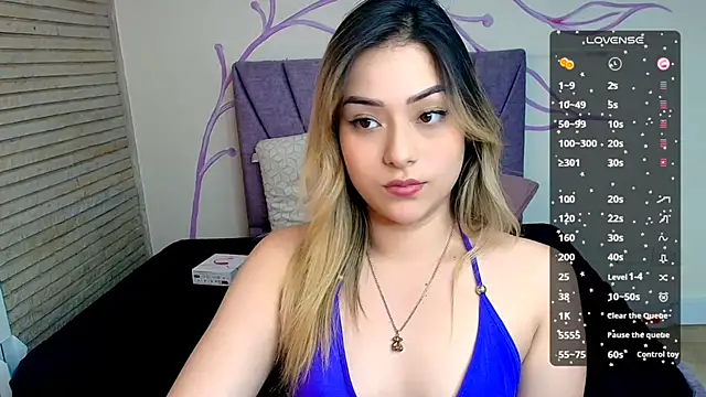 DahliaMoore online show from 12.06.24