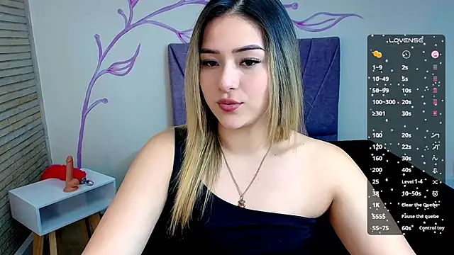 DahliaMoore online show from 12.11.24