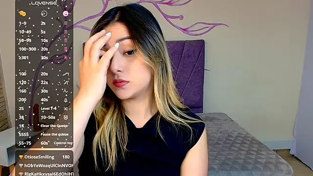 DahliaMoore online show from 12.22.24