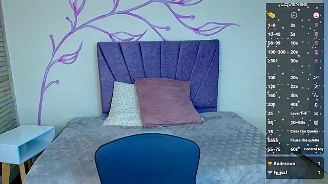 DahliaMoore online show from 12.24.24