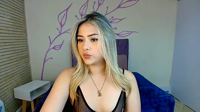 DahliaMoore online show from 01.10.25