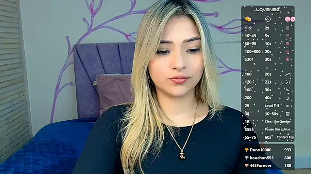 DahliaMoore online show from 01.24.25