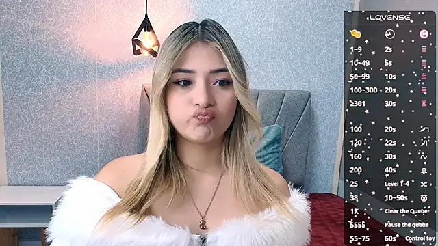 DahliaMoore online show from 01.31.25