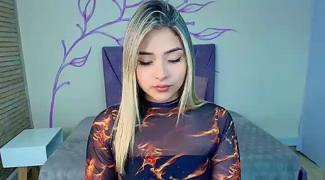 DahliaMoore online show from 02.03.25