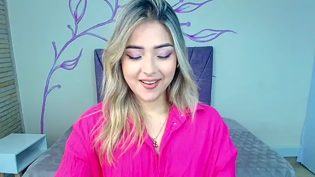 DahliaMoore online show from 02.08.25