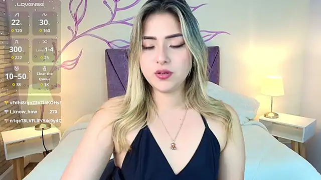 DahliaMoore online show from 03.17.25