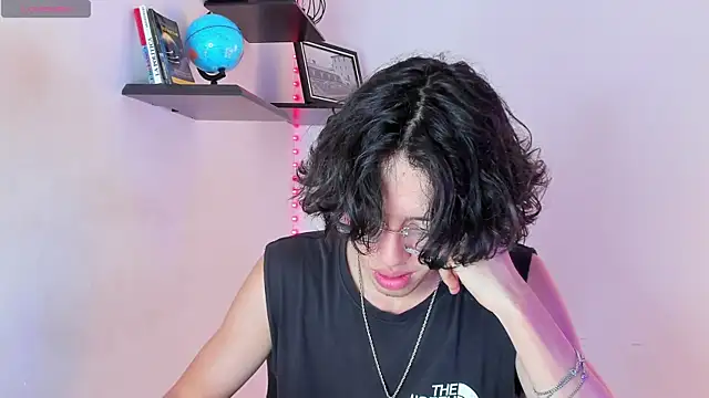 manu vera online show from 10.02.25