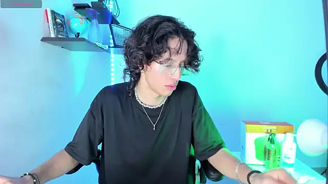 manu vera online show from 10.21.25