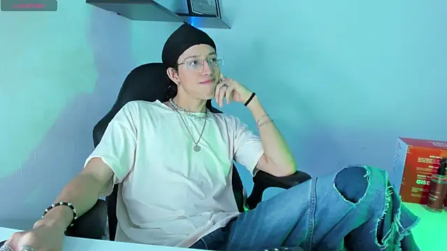 manu vera online show from 11.05.25