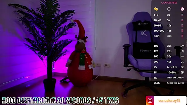 venusleroy  online show from 12.06.24