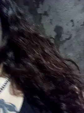 lucylovles online show from 02.12.25