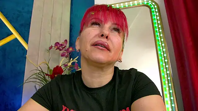 Foxxxy MILF online show from 03.12.26