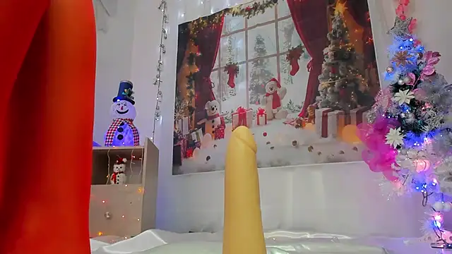 Alaia Love77 online show from 12.22.24