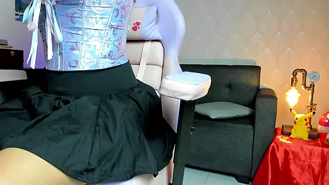 Alaia Love77 online show from 04.04.26