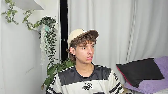 santy-kitty online show from 01.11.26