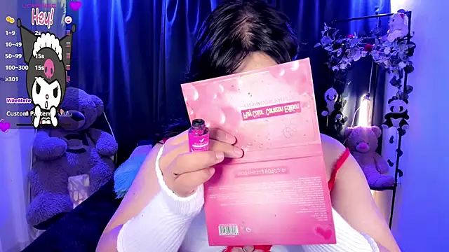 Snapshot of _atalaya_ chatting on 10.10.25 atalaya online show from 10.10.25