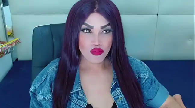 NathaliaCross online show from 01.17.25