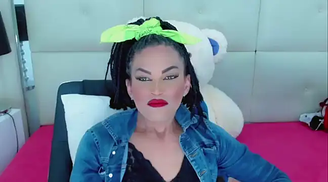 NathaliaCross online show from 02.25.25