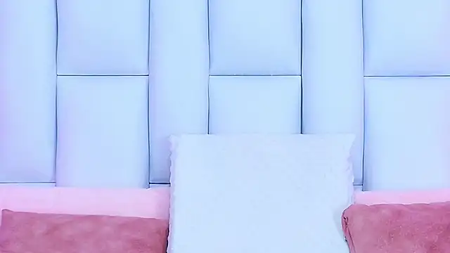 AlliciaKim online show from 03.02.25