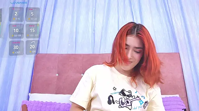 Snapshot of AlliciaKim chatting on 02.13.26 AlliciaKim online show from 02.13.26