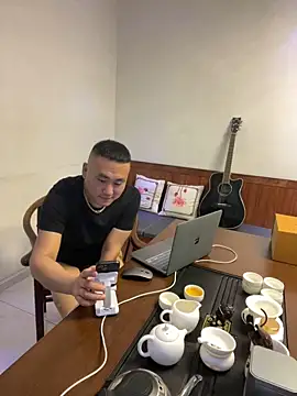 Snapshot of ShaoZian_1 chatting on 11.02.25 ShaoZian 1 online show from 11.02.25