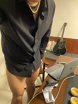 Snapshot of ShaoZian_1 chatting on 11.11.25 ShaoZian 1 online show from 11.11.25