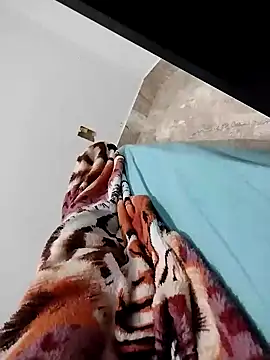 Snapshot of lm279 chatting on 12.08.24 lm279 online show from 12.08.24