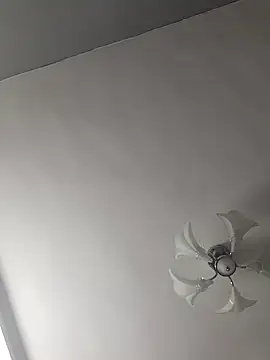 Lana-Gross online show from 10.07.25