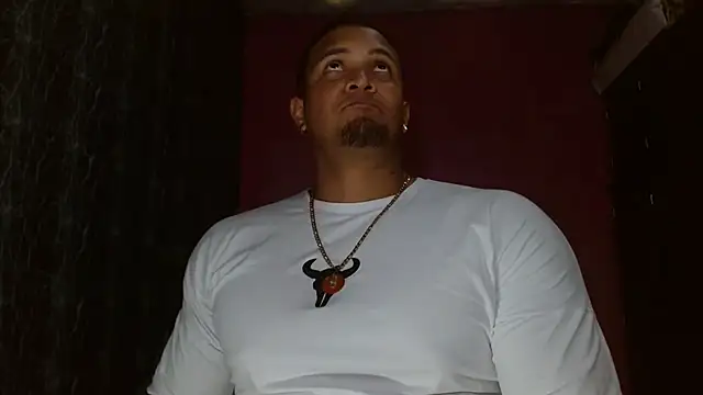 Snapshot of Jordan_fit chatting on 11.24.25 Jordan fit online show from 11.24.25