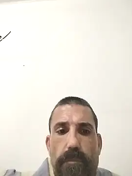 Snapshot of aliancagrafica2 chatting on 10.17.25 aliancagrafica2 online show from 10.17.25