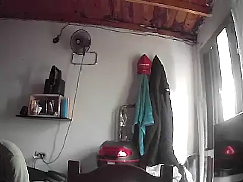 Snapshot of Lolosalvage83 chatting on 01.01.25 Lolosalvage83 online show from 01.01.25